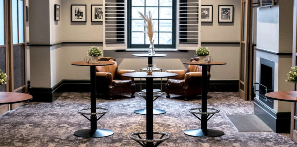 Rooftop Pub & Sports Bar Melbourne City Imperial Hotel, Bourke St